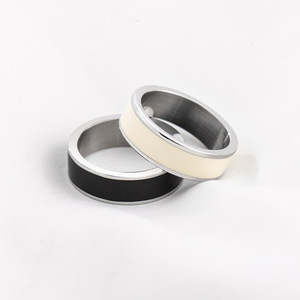 yunnique Geometric <b>Titanium</b> Steel Epoxy Resin <b>Black</b> White Enamel <b>Rings</b> Unisex Engagement Jewelry - Product Image 4