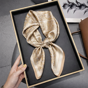 Sciarpe in <span class=keywords><strong>Seta</strong></span> Leggera Color Champagne, Vendita all'Ingrosso, 100 Pezzi Stampati in <span class=keywords><strong>Seta</strong></span> Satinata, Georgette, Crepe, Broccato, Organza, Chiffon - Product Image 1