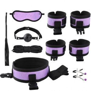 Ensemble de 32 Pièces Kits de Bondage Lingerie Sexy Anneaux Péniens Dés Sexuels Menottes <span class=keywords><strong>Fouet</strong></span> Vibromasseur Anal pour Jeux Sexuels en Couple - Product Image 5