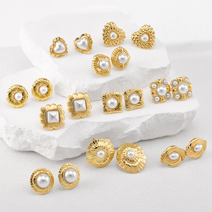 2025 New Arrival Brinco de Aço Inoxidável das Mulheres de Luxo 18K Banhado A Ouro Branco Pérola Coração Geométrica Forma Moda Jóias - Product Image 5