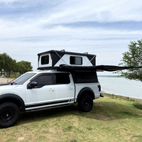 Tente pliante rigide en aluminium à panneaux alvéolaires pour tout-terrain, style personnalisé avec espace lit intégré