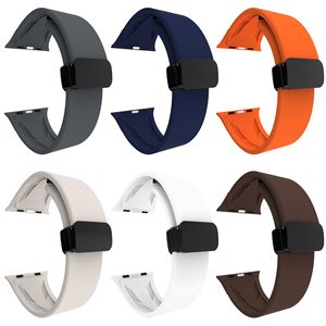Bracelet de montre en silicone à fermoir magnétique pliable en forme de feuille pour Watch Ultra 1ère, 9ème génération et modèles SE - Product Image 3