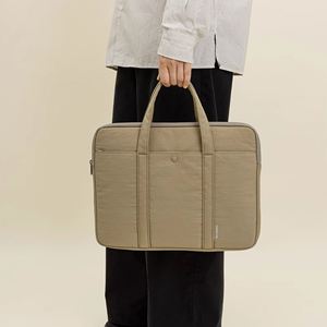 Housse de protection légère pour ordinateur portable 13/14/15/16 pouces, personnalisée en gros par l'usine, pour usage professionnel - Product Image 1