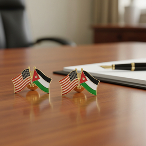 GREPAS GIFTS Épinglette de revers 1,25 pouce avec drapeaux croisés des États-Unis et de la Jordanie - Product Image 2