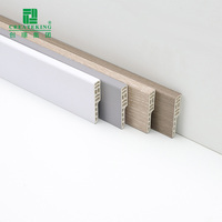 Plinthes LED de Luxe en PVC Effet Bois avec Éclairage Indirect pour Design d'Intérieur Moderne