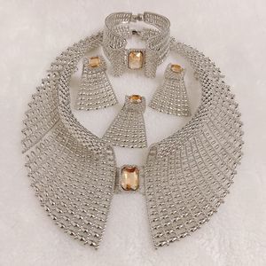 ブライダルファッションジュエリーセットウェディング高品質ジュエリーセット絶妙なクリスタルファンシルバー亜鉛合金ファッションジュエリー - Product Image 4