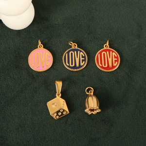 Không Thấm Nước Thể Thao Jersey Mặt Dây Chuyền Thép Không Gỉ Pháp Khoai Tây Chiên Cốc Cà Phê Quyến Rũ Phụ Nữ Người Đàn Ông Men Hoa Hộ Chiếu Vòng Cổ Trang Sức - Product Image 4