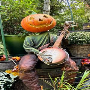 รูปปั้นโครงกระดูกฮาโลวีนไฟเบอร์กลาสปรับแต่งได้ ขนาดเท่าคนจริง ทำจากเรซิ่น สำหรับตกแต่งห้างสรรพสินค้า สวนสนุก และเทศกาลต่างๆ - Product Image 4