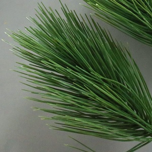 Venta al por mayor Real Touch Leaf Decoraciones Tropical Artificial Christmas Tree Indoor <span class=keywords><strong>Cypress</strong></span> Pine Plant - Product Image 4