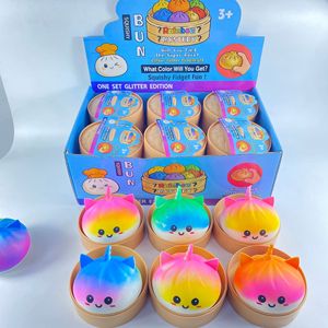 Juguete Blandito Jumbo Char Siu Bun, Juguete Sensorial Antiestrés de Rebote Lento para Niños y Adultos - Product Image 1