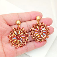 Pendientes Largos Hechos a Mano con Cuentas en Forma de Flores Bohemias con Acero Inoxidable Chapado en Oro de 18K - Joyería de Fiesta para Mujer