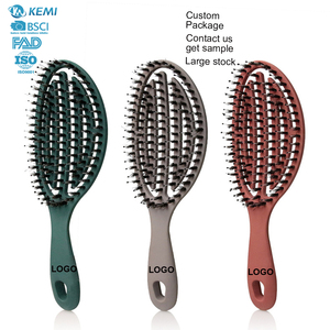 Brosse démêlante incurvée mate personnalisable avec logo, en poils de sanglier, ventilée, pour séchage rapide et coiffage des cheveux - Product Image 1