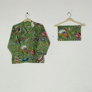 Conjunto de Pijama Floral Súper Ventas - Ropa de Dormir de Algodón Artesanal, Ropa de Dormir y de Estar por Casa de Verano Estilo Bohemio para Mujer, Regalo - Product Image 2