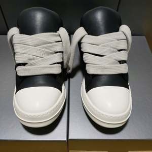 Zapatillas Vintage para Hombre, Diseño de Marca, Bajas, Acolchadas, con Certificación LWG, de Piel de Cordero Granulada, con Cordones Gruesos y Suaves, para Parejas - Product Image 5