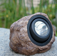 Lampe solaire d'extérieur en forme de roche réaliste, lampe de paysage à angle réglable, lumière LED pour pelouse, jardin et cour arrière