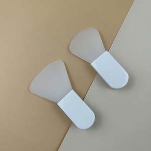 Mini <b>Silicone</b> Face Mask Brush Applicator, Short Handle Facial Mud Mask <b>Tool</b>, Portable <b>Silicone</b> Beauty Brush for Spa and Gifts - Product Image 3