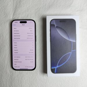 Compre al por Mayor Teléfonos Móviles Usados Originales para <span class=keywords><strong>iPhone</strong></span> 16 Pro 256GB 512GB Desbloqueados de Segunda Mano - Product Image 1