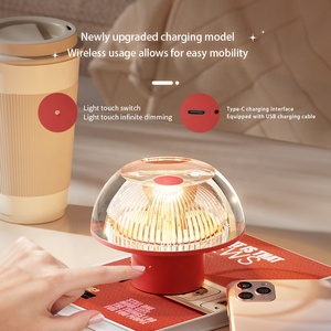Lampe de bureau LED rechargeable et personnalisable Veilleuse champignon en aluminium à main - Product Image 4