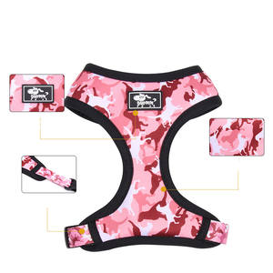 Aksesori hewan peliharaan mewah kustom kamuflase baru tali kerah set <span class=keywords><strong>harness</strong></span> anjing <span class=keywords><strong>harness</strong></span> anjing yang dapat disesuaikan tali dan <span class=keywords><strong>harness</strong></span> hewan peliharaan - Product Image 2