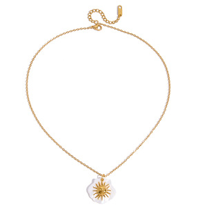 สร้อยคอจี้รูปพระอาทิตย์ สแตนเลสสตีล ดีไซน์หน้ายิ้ม แรงบันดาลใจจากรีสอร์ท เครื่องประดับโทนสีทอง - Product Image 5