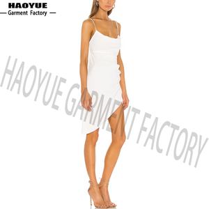 Robe de soirée <span class=keywords><strong>midi</strong></span> sans manches unie pour femme, fabriquée sur mesure, avec fente haute sur un côté - Product Image 3