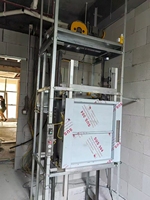 Ascenseurs hydrauliques pour passagers de haute qualité fabriqués en Chine, utilisation intérieure/extérieure, capacités de 450 kg à 5000 kg, hauteur de levage maximale de 150 m
