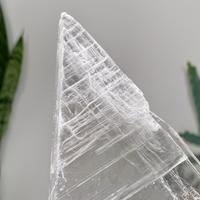 Plaque de sélénite polie, cristal naturel transparent, bord irrégulier lisse, haute qualité, taille personnalisée pour la décoration intérieure