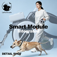 Laisse rétractable intelligente pour chien, 16 pieds, avec lumière LED, rechargeable par USB, en nylon robuste, avec lampe de poche et sifflet pour grands chiens