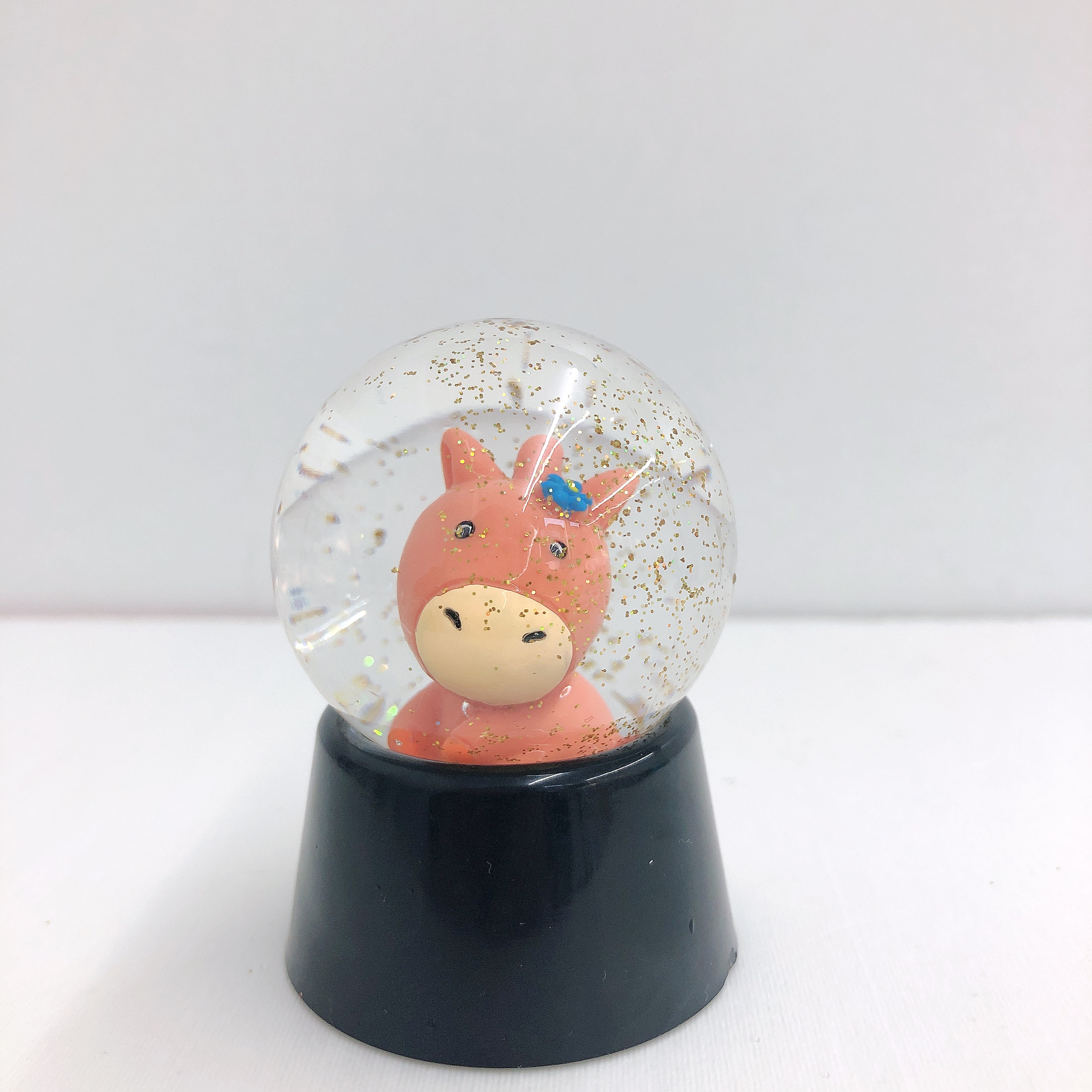 DIY hard inner figure snow globe