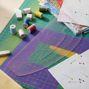 热销40厘米透明带红线塑料缝纫曲线尺1.2毫米厚度，适合时装设计学生，接受OEM - Product Image 3