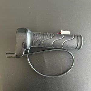 Poignée d'accélérateur universelle pour vélos électriques, tricycles électriques et motos, accessoires de commande de vitesse - Product Image 3