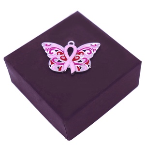 Nuevo Diseño de Joyería, Dije de Mariposa de Esmalte Rosa, Amuleto de Concienciación sobre el Cáncer de <span class=keywords><strong>Mama</strong></span> con Forma de Animal y Listón - Product Image 3