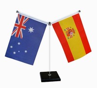 Drapeaux de bureau en polyester à base en plastique nylon pour célébrer la fin de la guerre civile syrienne