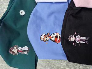 Gorros Quirúrgicos Power Girl con Forro de Satén, Logotipo Personalizado, con Lazos Ajustables, Unisex, para Enfermeras, con Botones, para Uso Hospitalario - Product Image 4