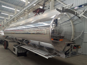 Camion-citerne à <span class=keywords><strong>carburant</strong></span> en alliage d'aluminium CLW 20cbm 22cbm 24cbm <span class=keywords><strong>Prix</strong></span> d'usine - Product Image 6