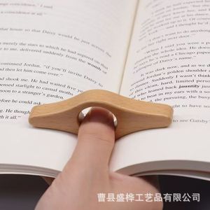 Prensa para libros de madera maciza, marcapáginas de madera reutilizable en forma de abanico para leer libros - Product Image 2