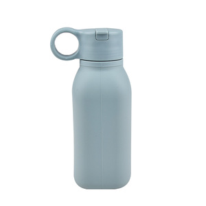 Botella de Agua Deportiva Portátil Creativa de Silicona de Grado Alimenticio, Vaso con Pajita para Niños, Apto para Exteriores, No Tóxico, de <span class=keywords><strong>Eversoul</strong></span> - Product Image 2
