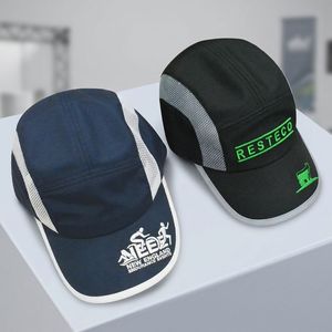 Gorra de Running de 5 Paneles de Secado Rápido y Transpirable con Paneles de Malla en Contraste y Decoración con Logotipo Personalizado para Entrenamiento al Aire Libre, Carreras y Deportes Diarios - Product Image 1