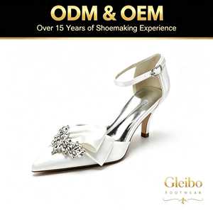 Sandales élégantes en satin à talon moyen avec bride cheville, décor nœud en cristal, à enfiler, pour soirée, bal de promo, demoiselle d'honneur, pour femmes - ODM OEM 2026 - Product Image 1