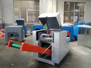 Makine kesim kumaş atık eski bez atık iplik için kimyasal malzemeler elyaf tekstil geri dönüşüm makinası