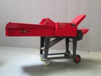 Broyeur de fourrage à haute pulvérisation 9ZR-2.8 3KW 2.8T/H avec sortie soufflante pour ferme bovine