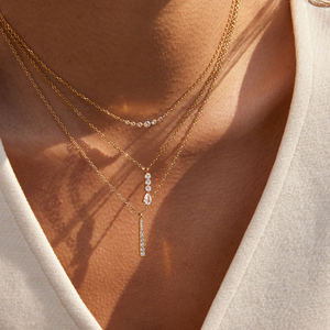 <span class=keywords><strong>Collana</strong></span> J&<span class=keywords><strong>D</strong></span> in acciaio inossidabile placcato <span class=keywords><strong>oro</strong></span> 18K PVD con pendente a goccia classico con strass bianchi - Product Image 1