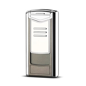 Encendedor de Cigarros Juji de Alta Calidad con Triple Llama Resistente al Viento, Encendedor de Gas Butano Personalizado para Cocina y Barbacoa - Product Image 6