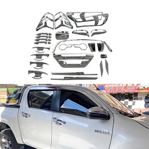 Kits de Carrocería Completos Negros/Cromados de ABS de Alta Calidad y Alto Rendimiento con Fácil Instalación para Revo 2016-2022 - Product Image 1