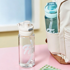 Gourde d'eau pour étudiant avec poignée portable, verre à jus d'été, gobelet en plastique, bouteille d'eau de sport d'extérieur pour hommes et femmes - Product Image 2