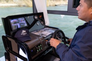 Casa Galleggiante in Alluminio Prefabbricata con Stanze Separate per Famiglia e Operazioni di Noleggio - Product Image 3