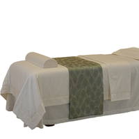 Chemin de table vert motif paon, chemin de table tendance à motif paon, nappe de décoration pour commode