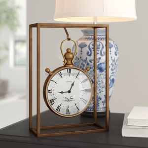 Reloj de mesa rectangular de metal con acabado dorado, perfecto para una decoración elegante del hogar y un estilo atemporal - Product Image 5