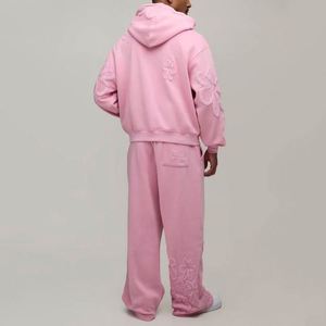 Sudadera con Capucha Rosa con Bordado Floral Invernal y Apliques de Flores, Conjunto Deportivo de Dos Piezas de Forro Polar Personalizado para Hombre - Product Image 2