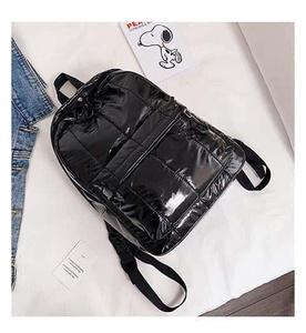 Mochila Acolchada de Nailon Ligero Metálico Plateado con Patrón Lichee, Cierre de Cremallera, Resistente al Agua, para Uso Diario, Moda Femenina - Product Image 2